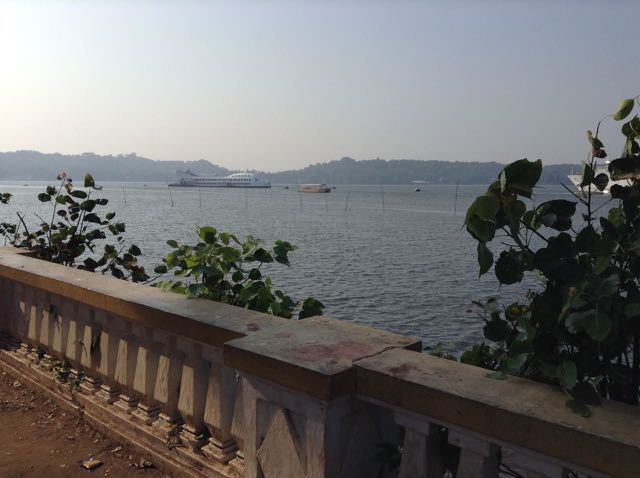 Mandovi River